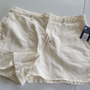 Women's Cream/white Shorts